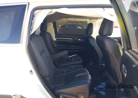 2018 Toyota Highlander Se from USA, damaged, VIN 5TDJZRFH9JS822113